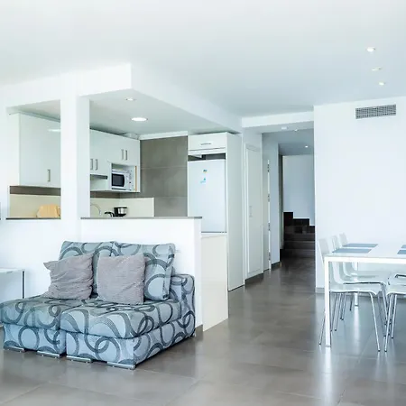 Voramar 33b Joana Attic * Port de Pollenca